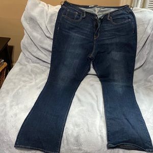 Old Navy Curvy style Jean